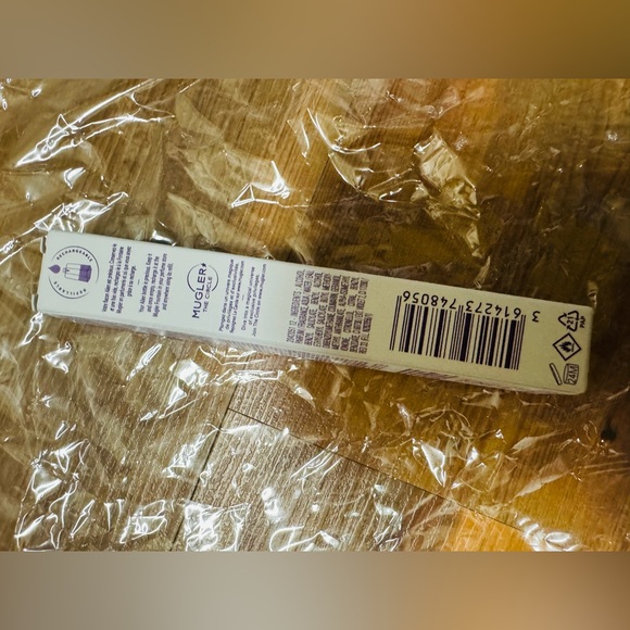 RARE New Mugler Alien Eau de Parfum and Alien Moblie Phone Key Ring Set & gift - Picture 10 of 14